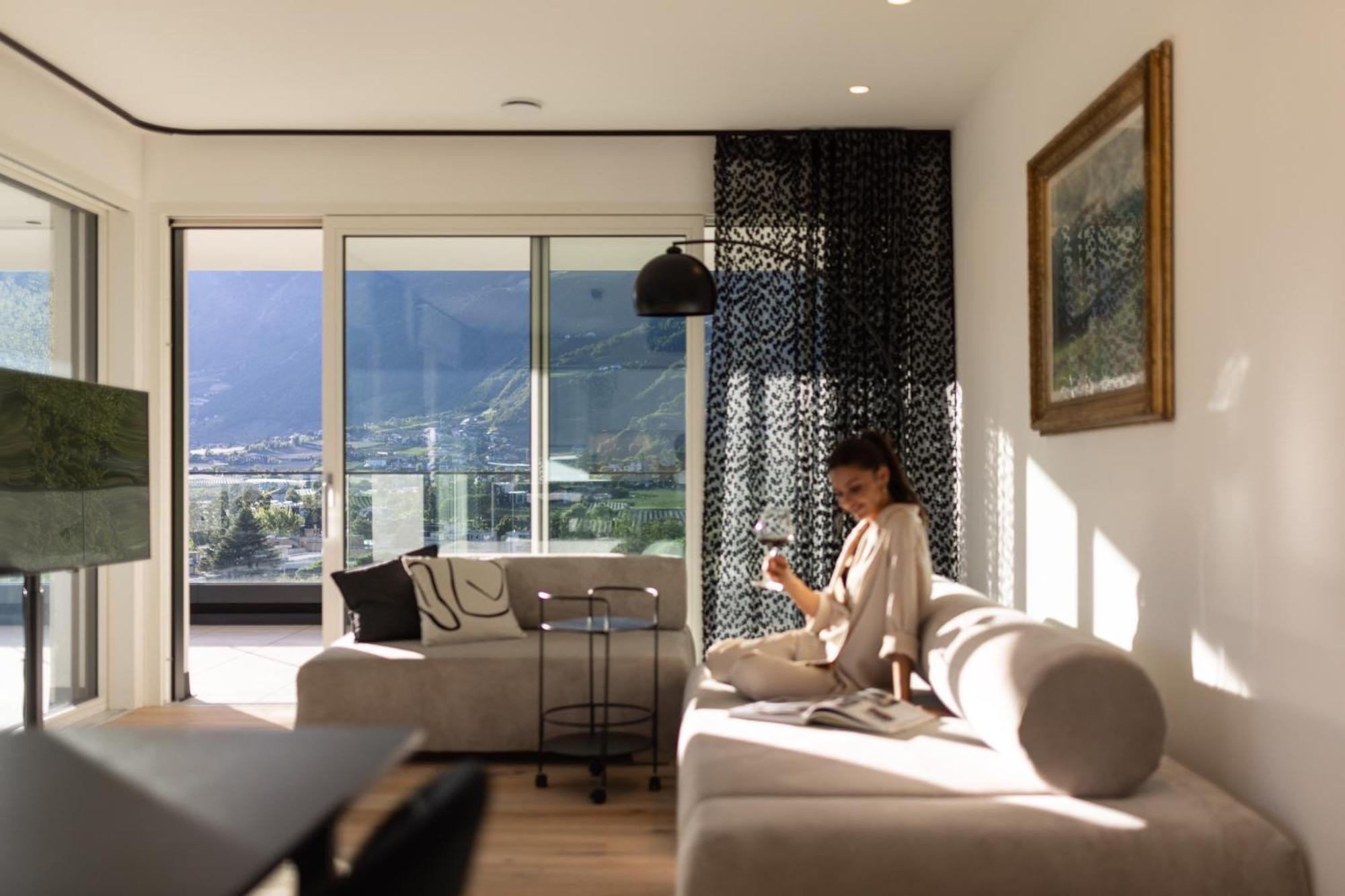 The Hills Apartment *