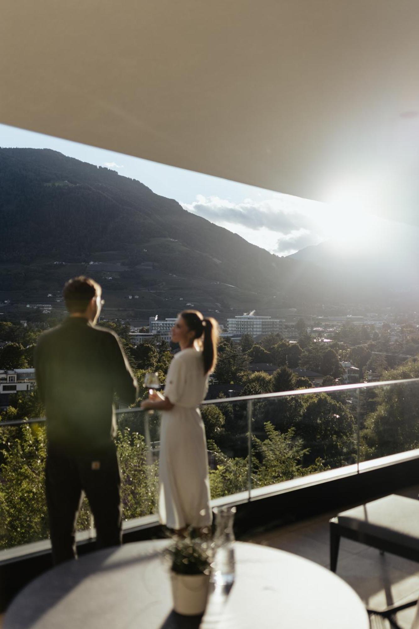 The Hills Meran
