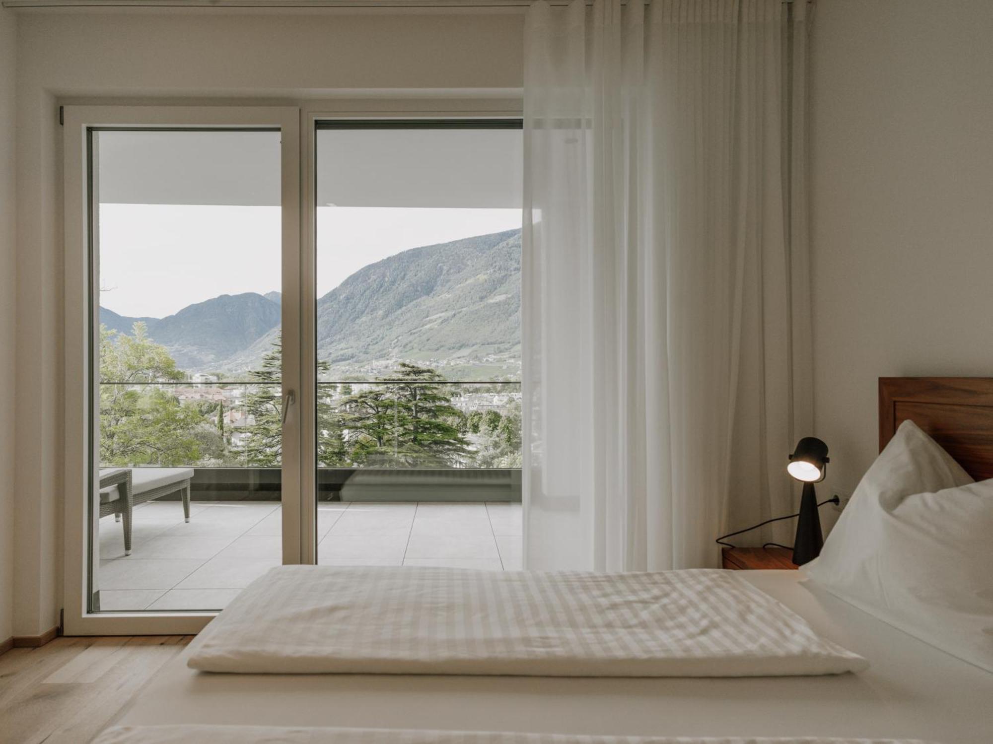 The Hills * Meran